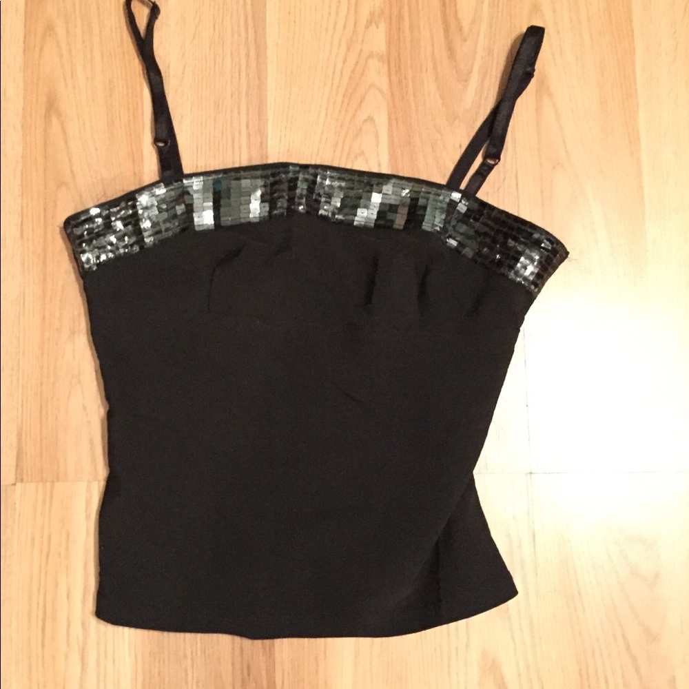 Sequined top- Great for daytime to nighttime!
